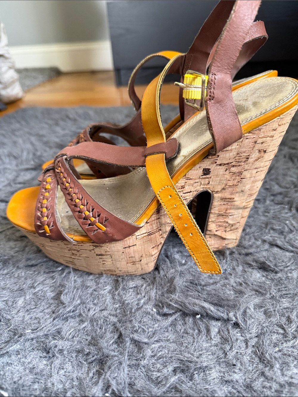 Platform sandals - Picture 3 of 6